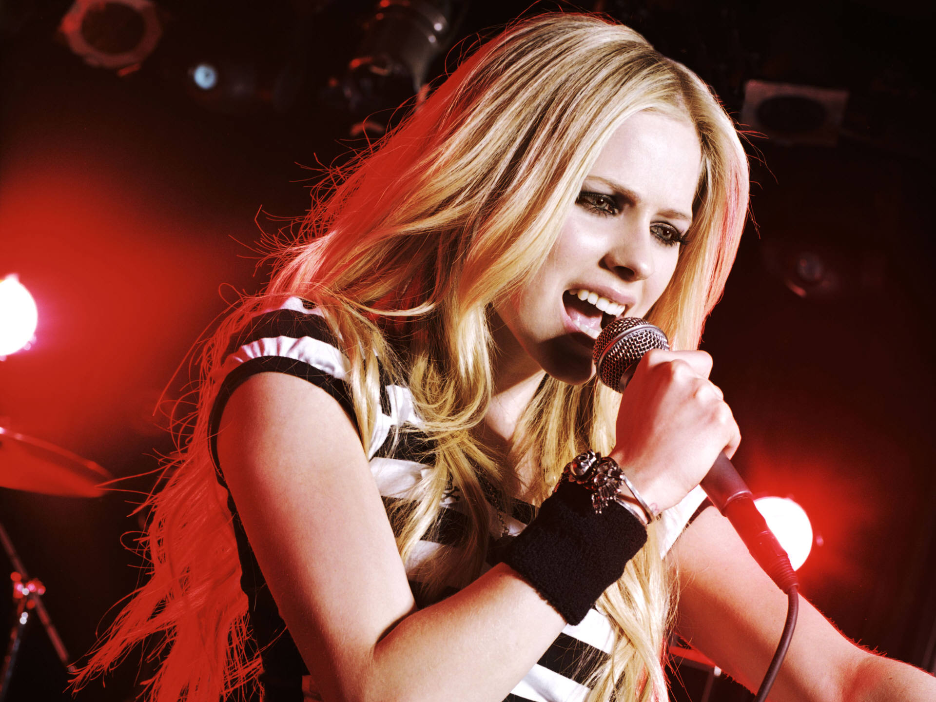 Avril Lavigne Wallpapers A22