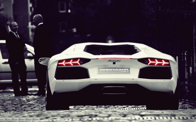 Lamborghini Aventador Wallpapers HD A40 White - lamborghini aventador desktop sports cars, race cars, luxury cars, expensive cars, wallpapers pictures images free download