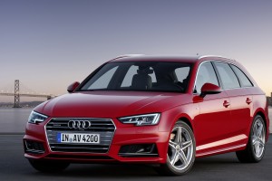 audi a4 avant red side