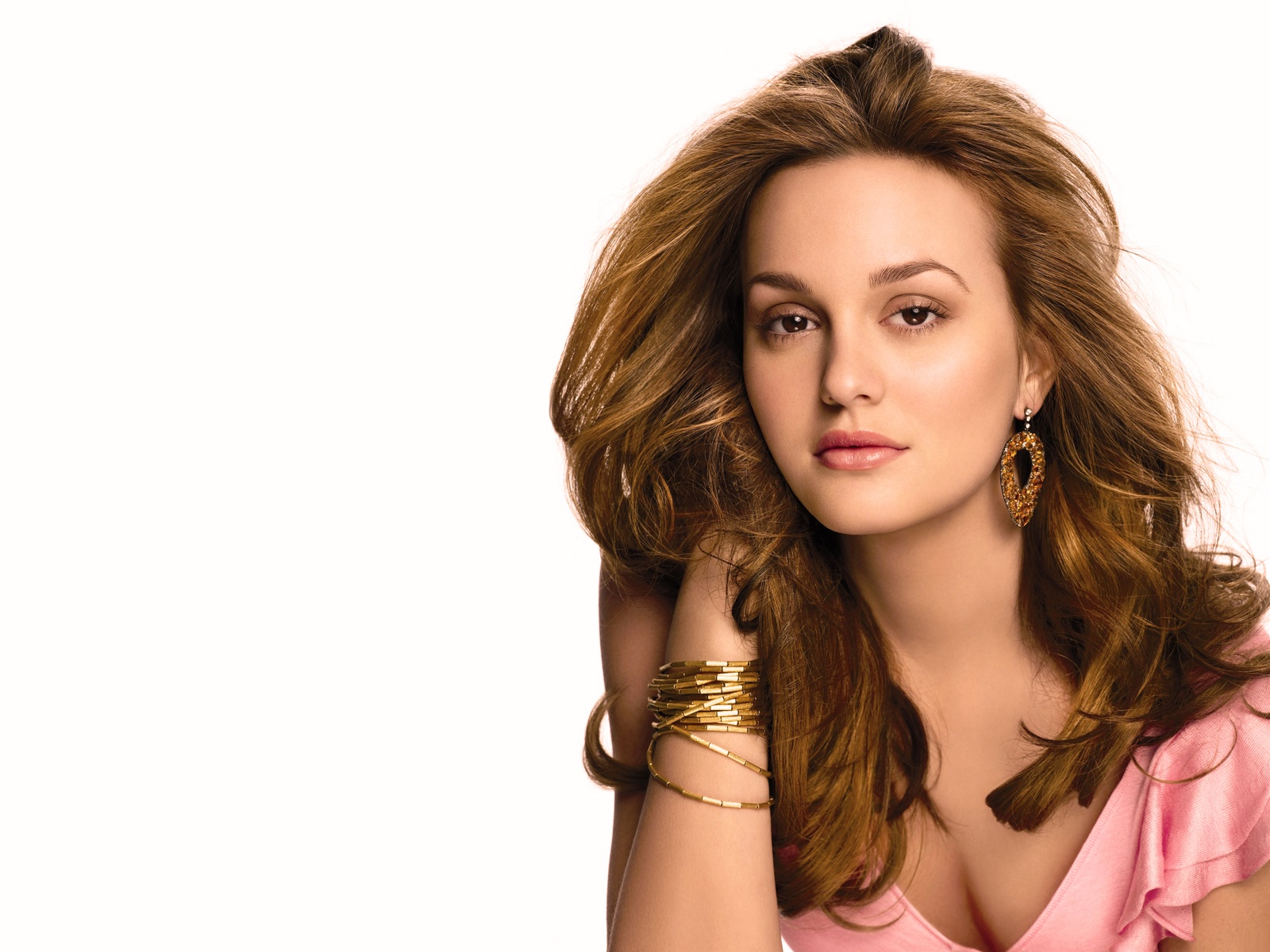 leighton meester wallpapers hd A3