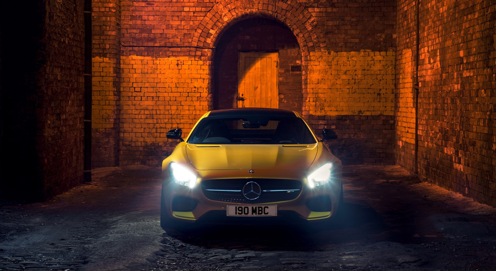 mercedes benz amg gt yellow picture