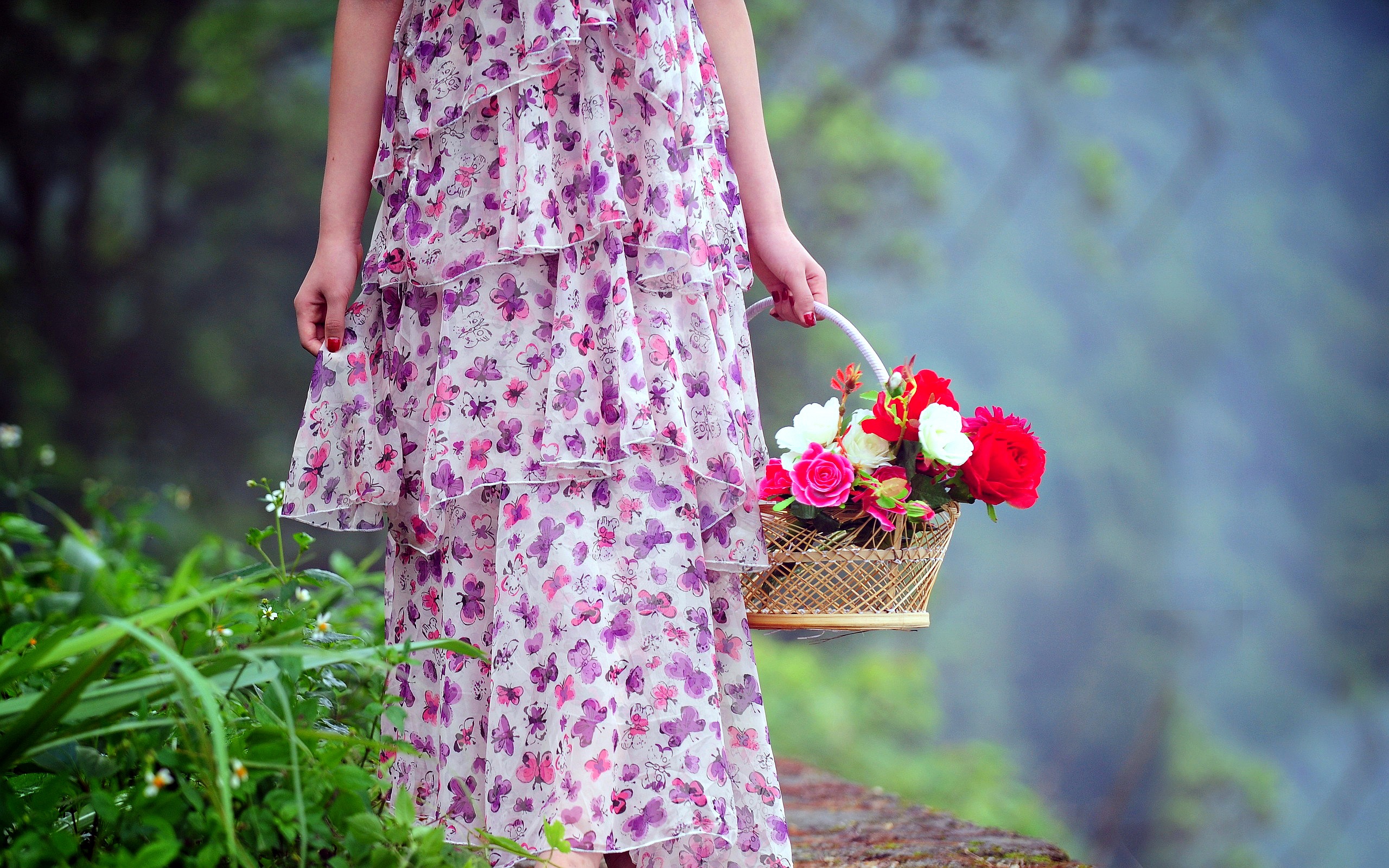 girl flower basket