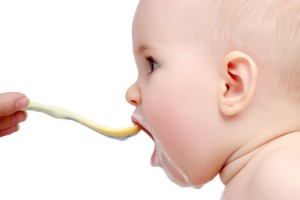 Baby Wallpapers eating