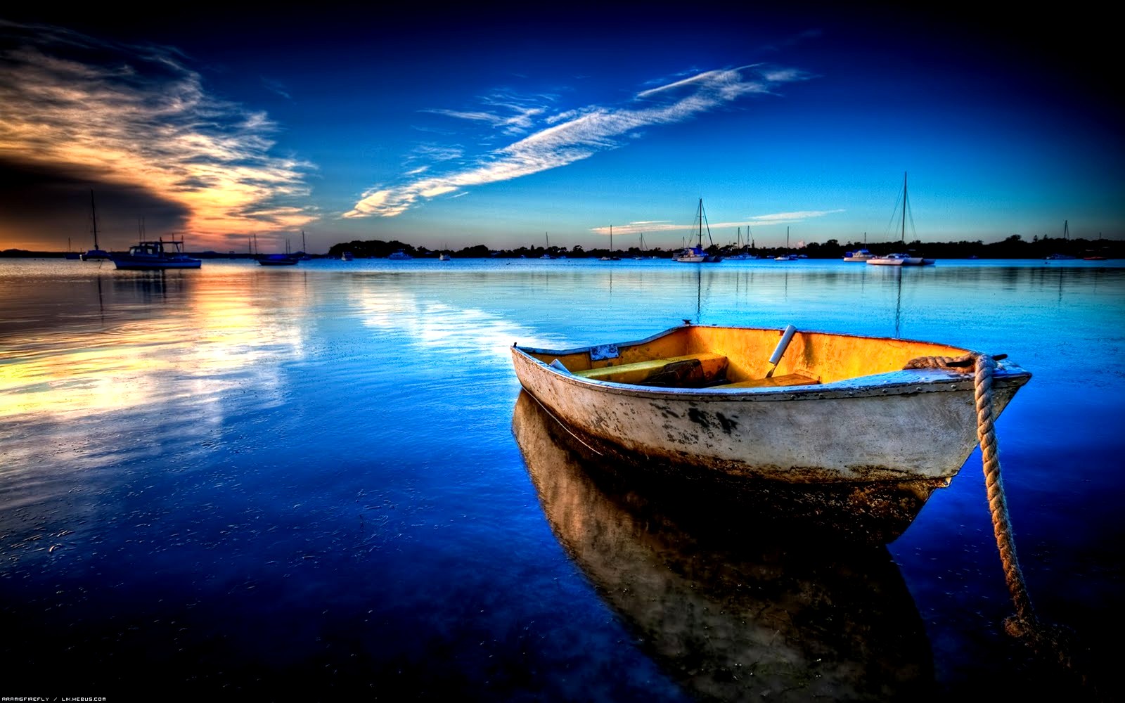 Beach Wallpapers boat