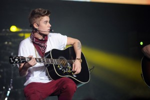Justin Bieber wallpapers guitar