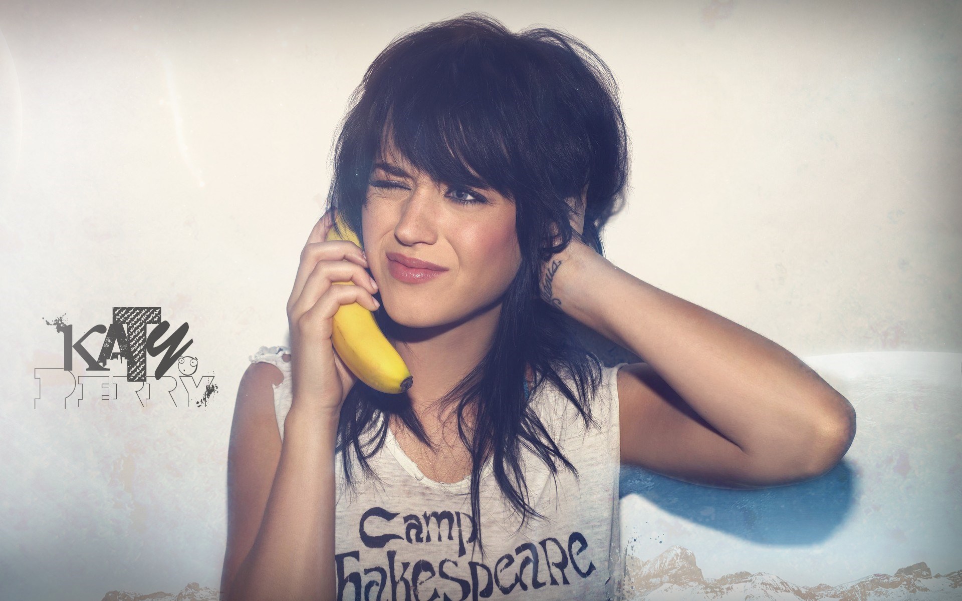Katy Perry Wallpaper banana phone