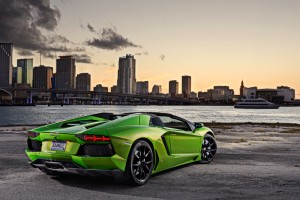 Lamborghini Aventador Wallpapers HD A38 Green - lamborghini aventador desktop sports cars, race cars, luxury cars, expensive cars, wallpapers pictures images free download