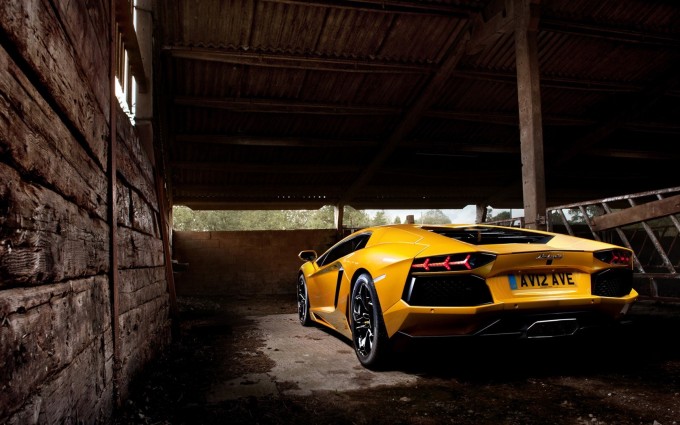 Lamborghini Aventador Wallpapers HD A56 Yellow - lamborghini aventador desktop sports cars, race cars, luxury cars, expensive cars, wallpapers pictures images free download