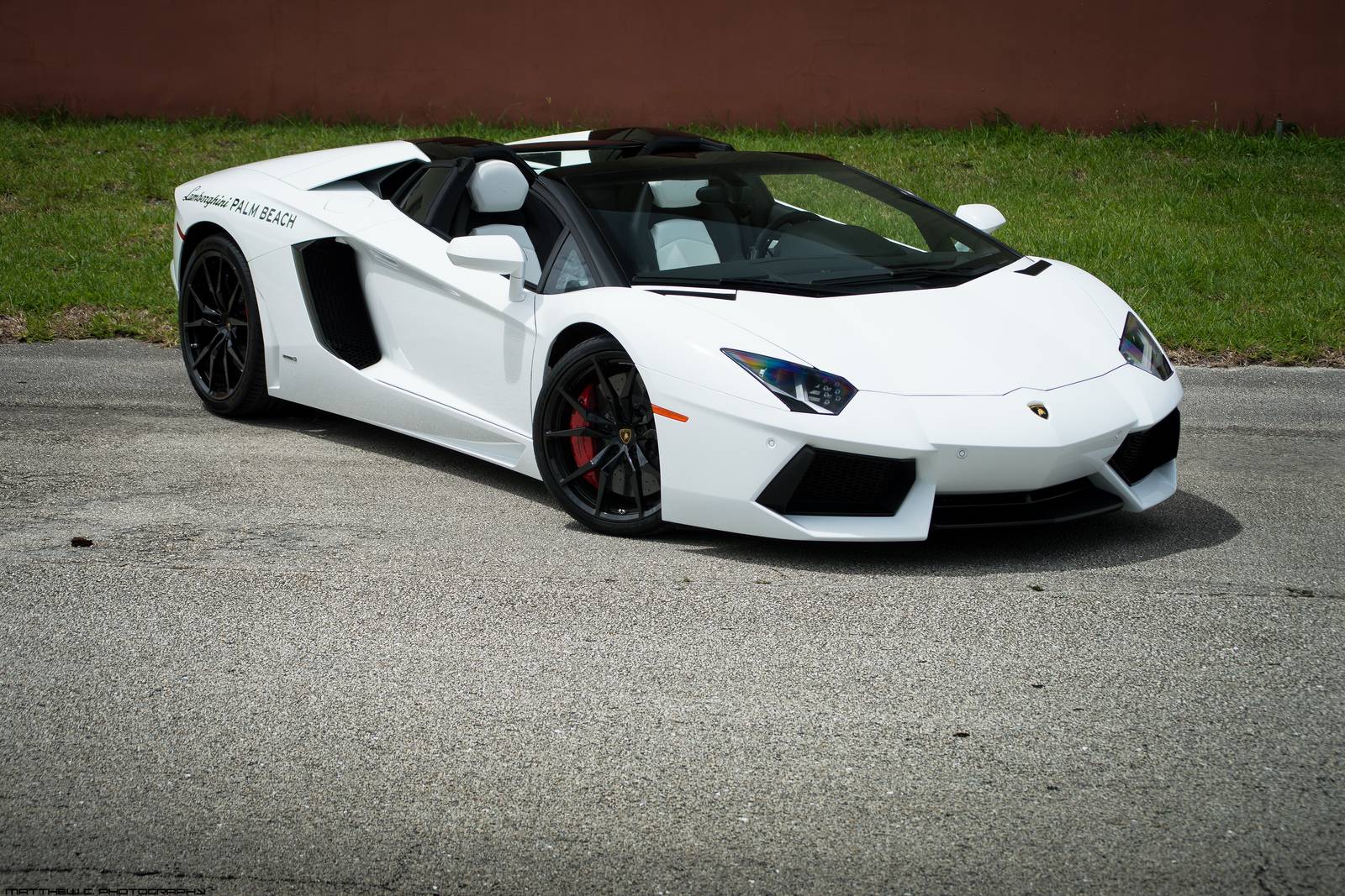 Lamborghini Aventador Wallpapers HD A6 White - lamborghini aventador desktop sports cars, race cars, luxury cars, expensive cars, wallpapers pictures images free download
