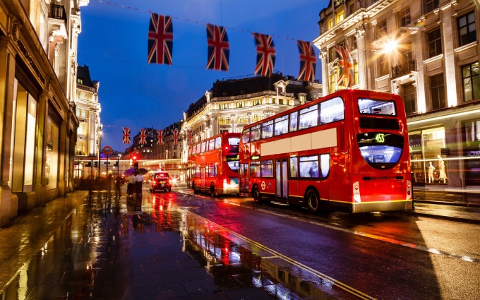 London Wallpapers HD BUS Red