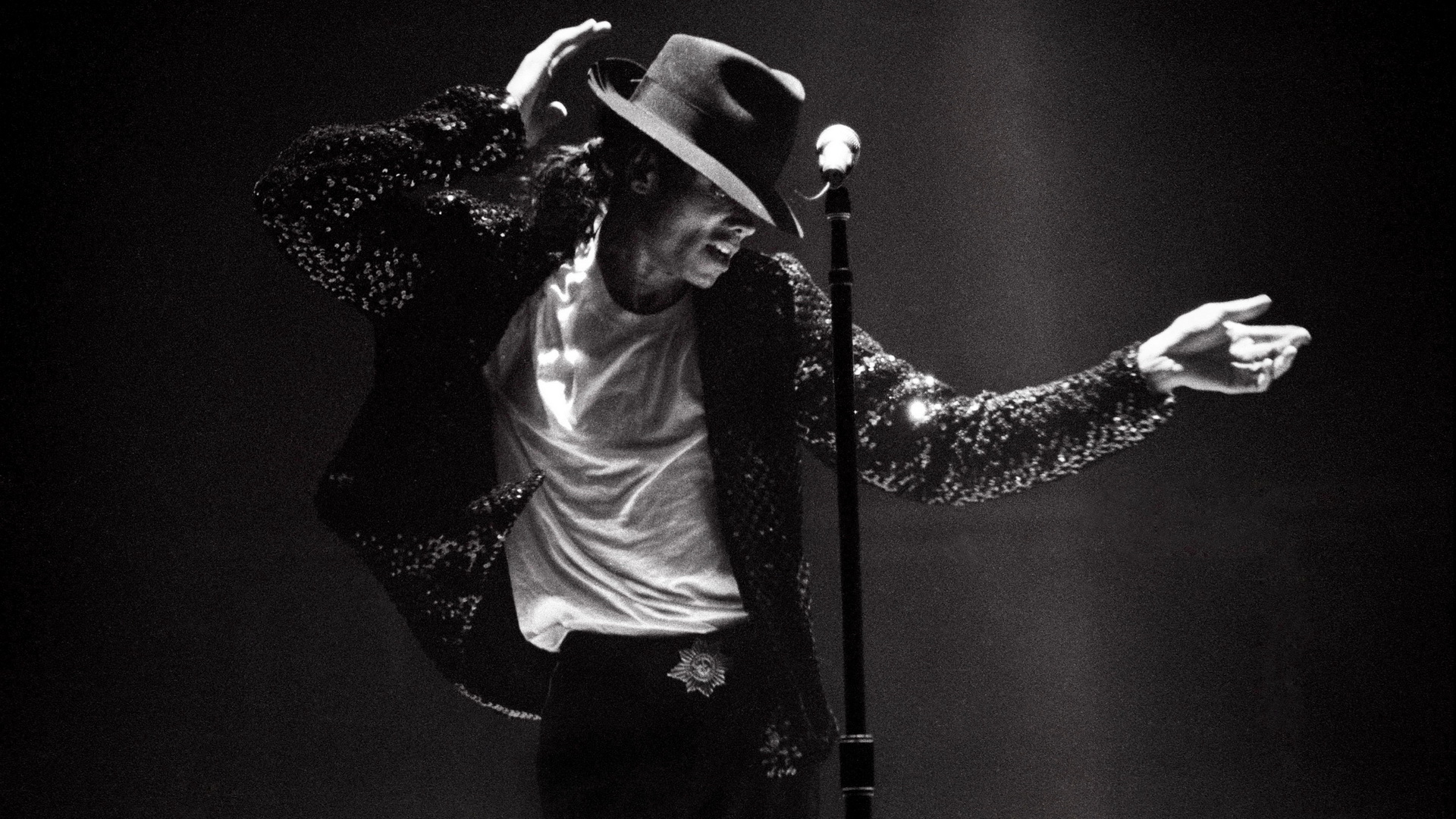 Michael Jackson Wallpapers HD black coat