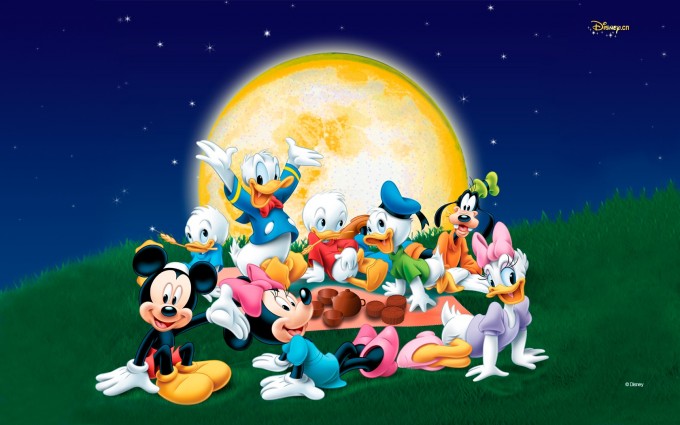 Mickey Mouse Wallpapers moon