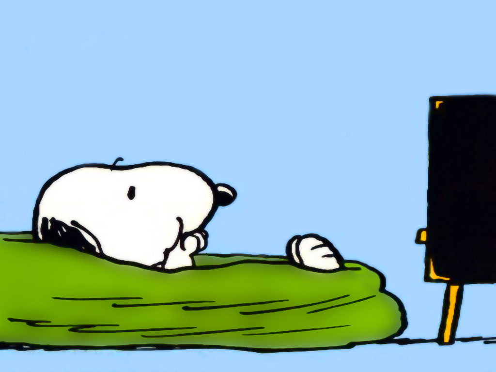 Snoopy Wallpapers HD watching tv