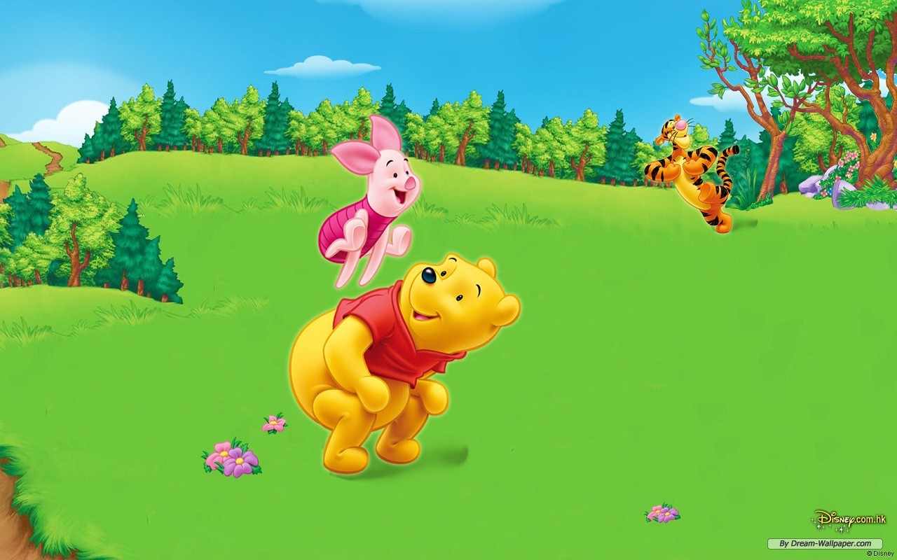 Winnie The Pooh Wallpapers HD playing