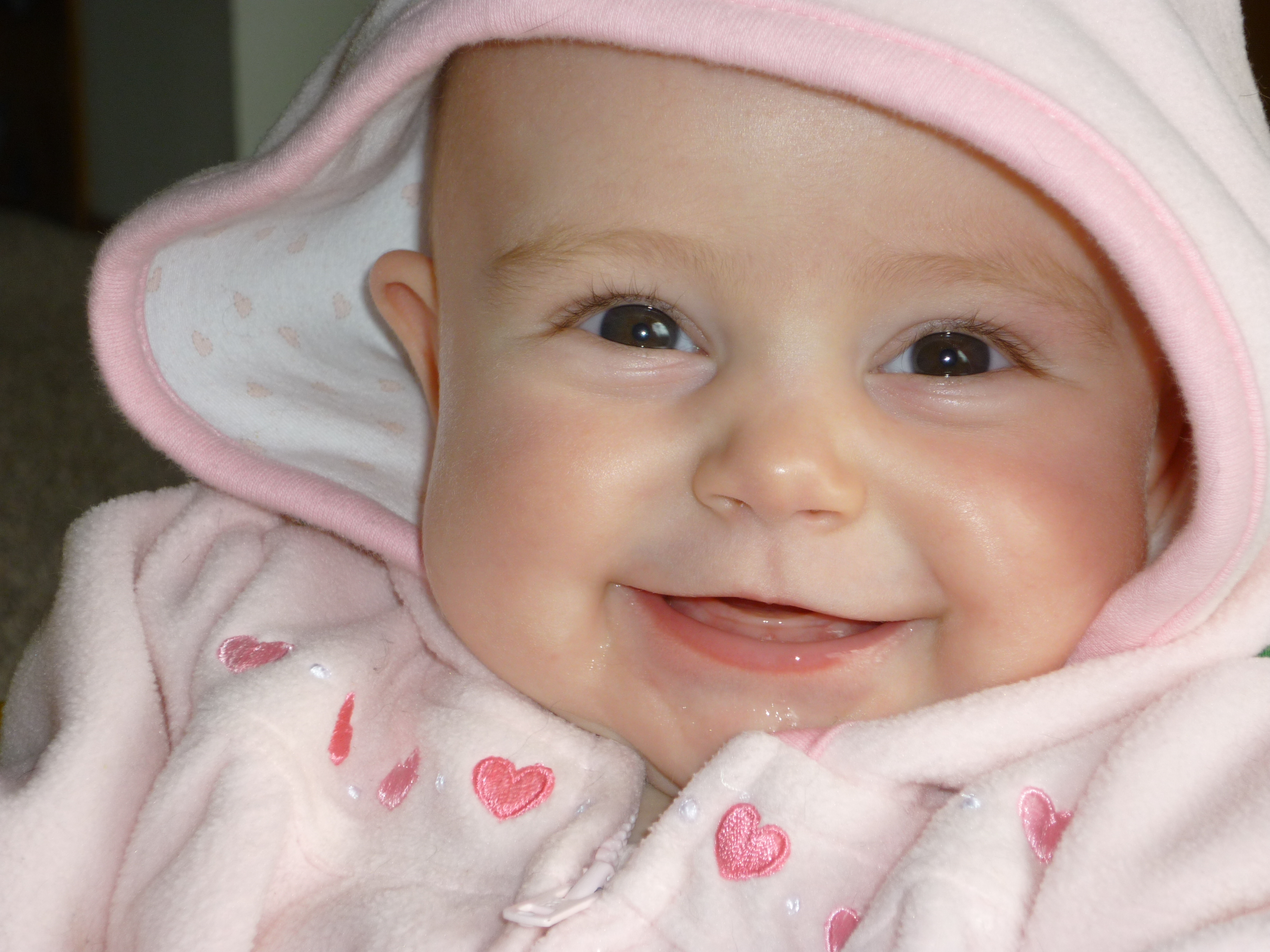 baby wallpapers with smile