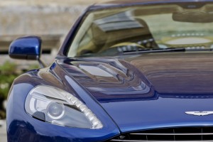 Aston Martin Vanquish images A1