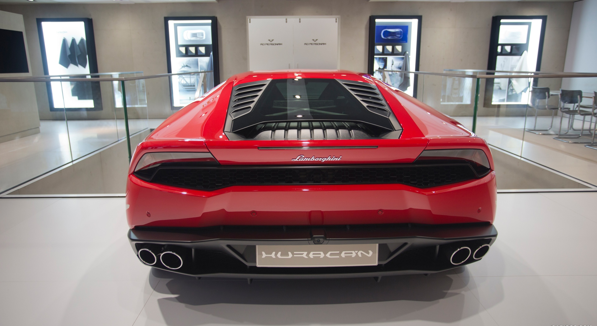 Lamborghini Huracan red image