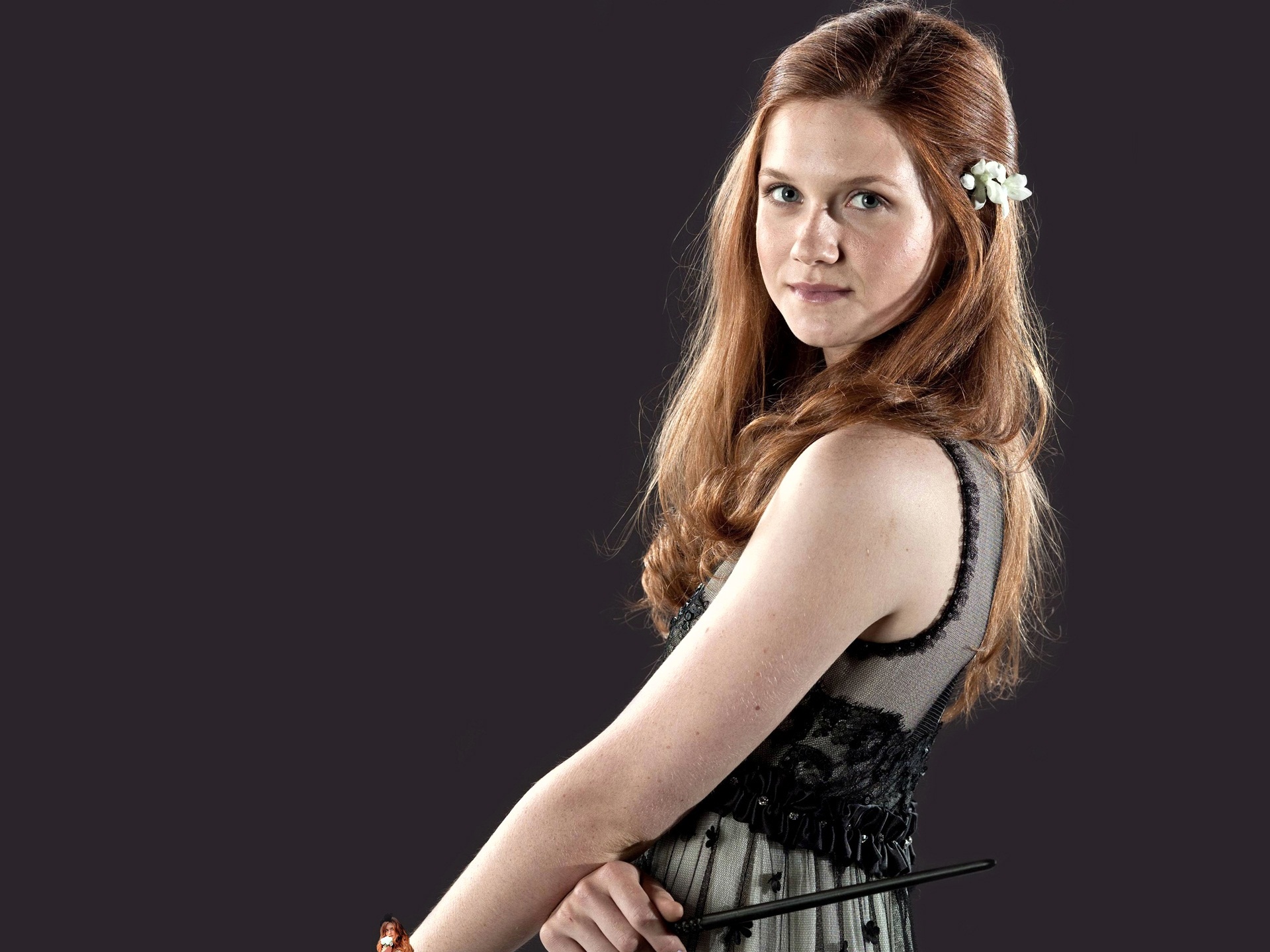 bonnie wright wallpapers hd A1