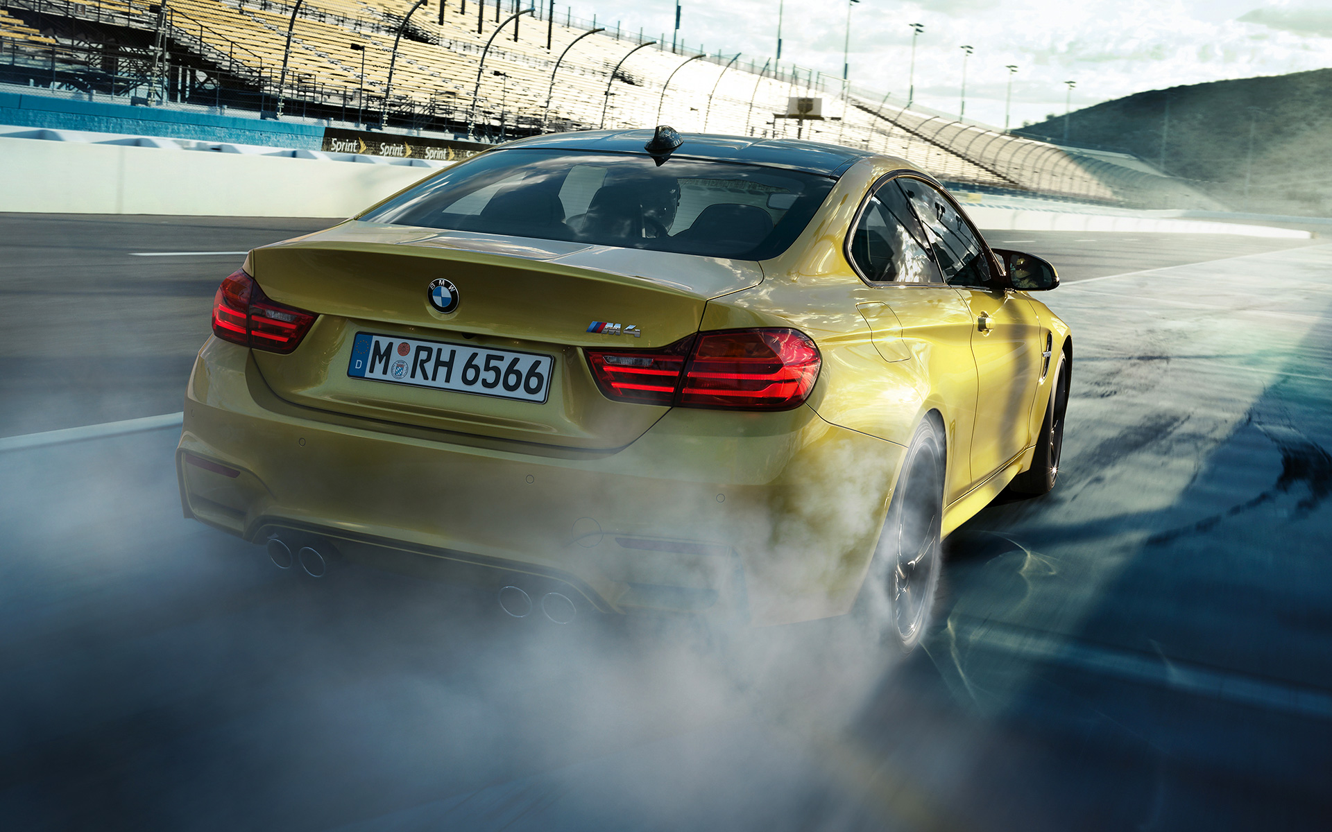 bmw m4 picture
