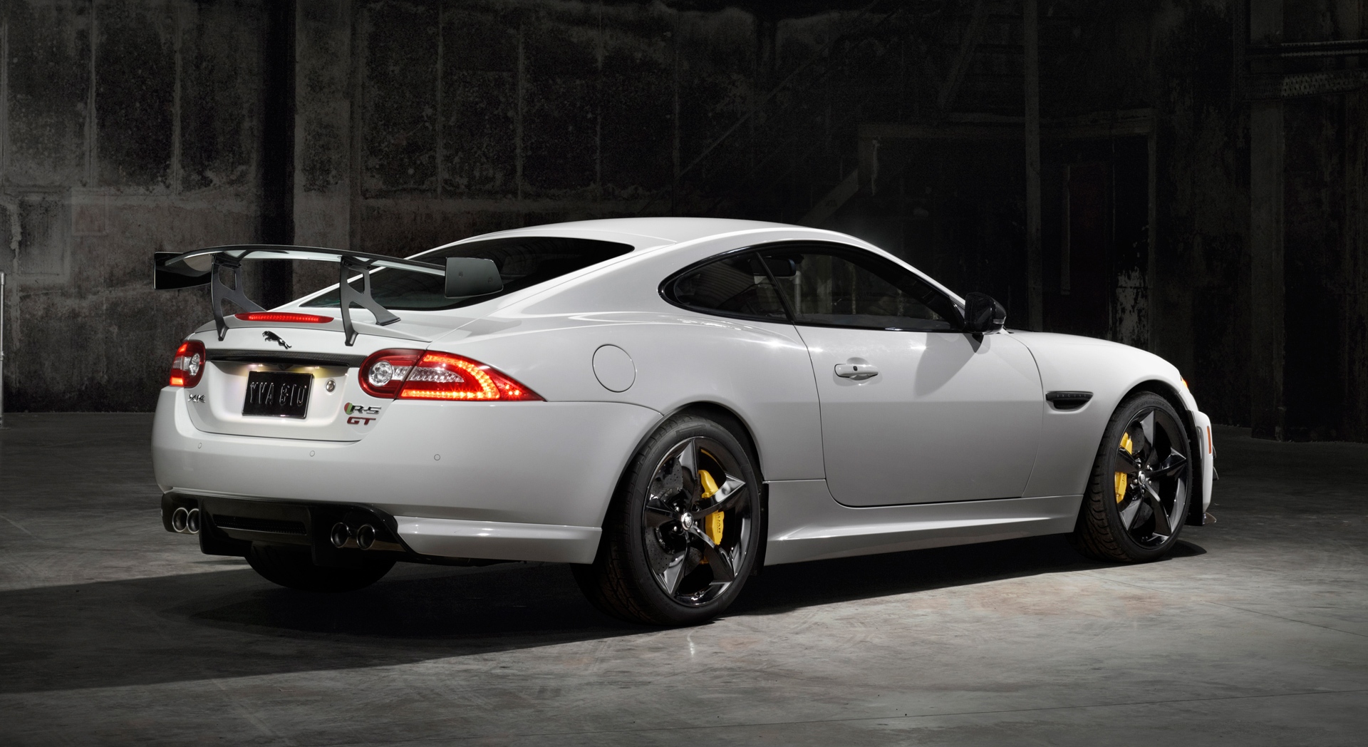 jaguar xkr white car