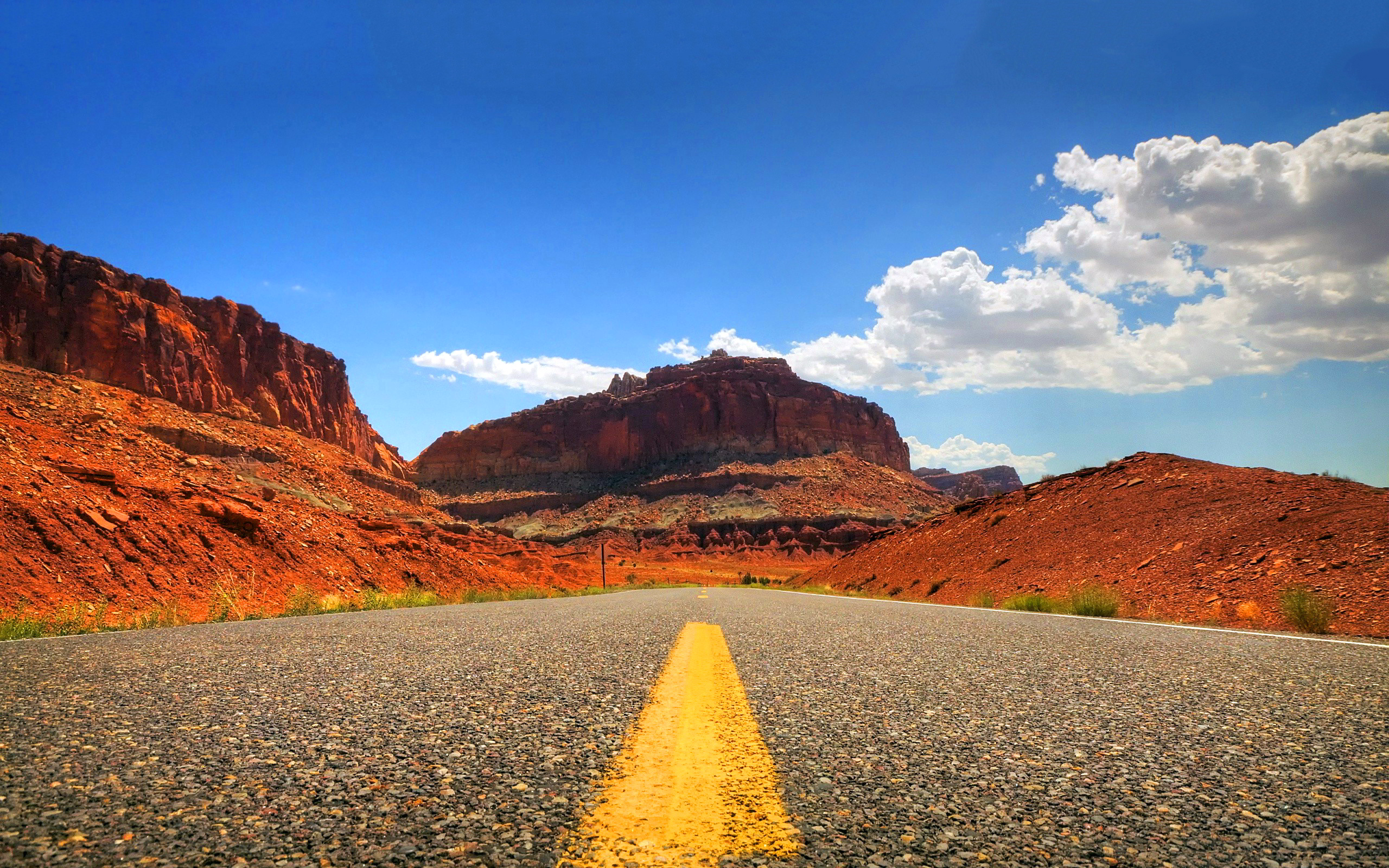 desert road wallpaper